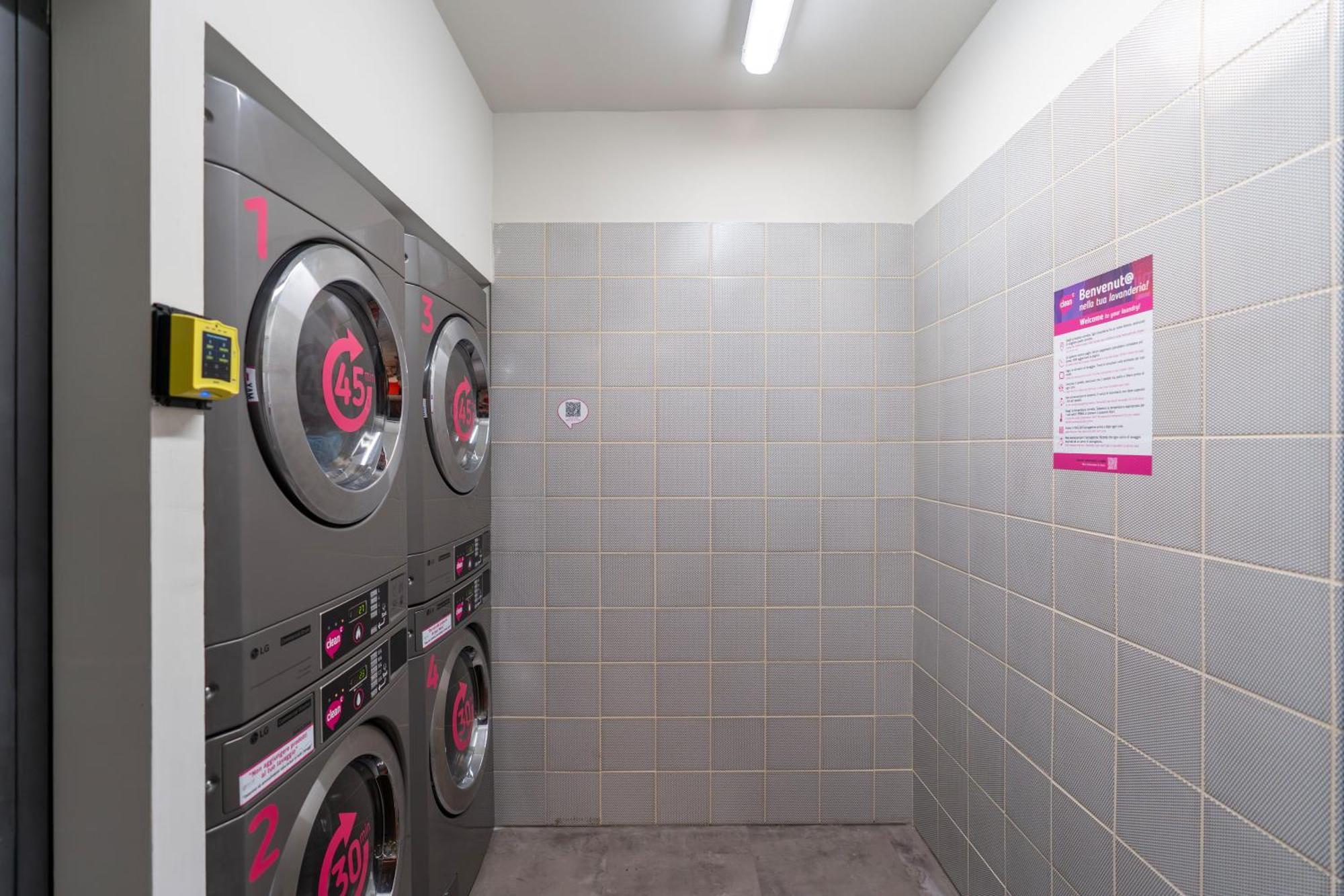 A&O Hostel Firenze Campo Di Marte Kültér fotó