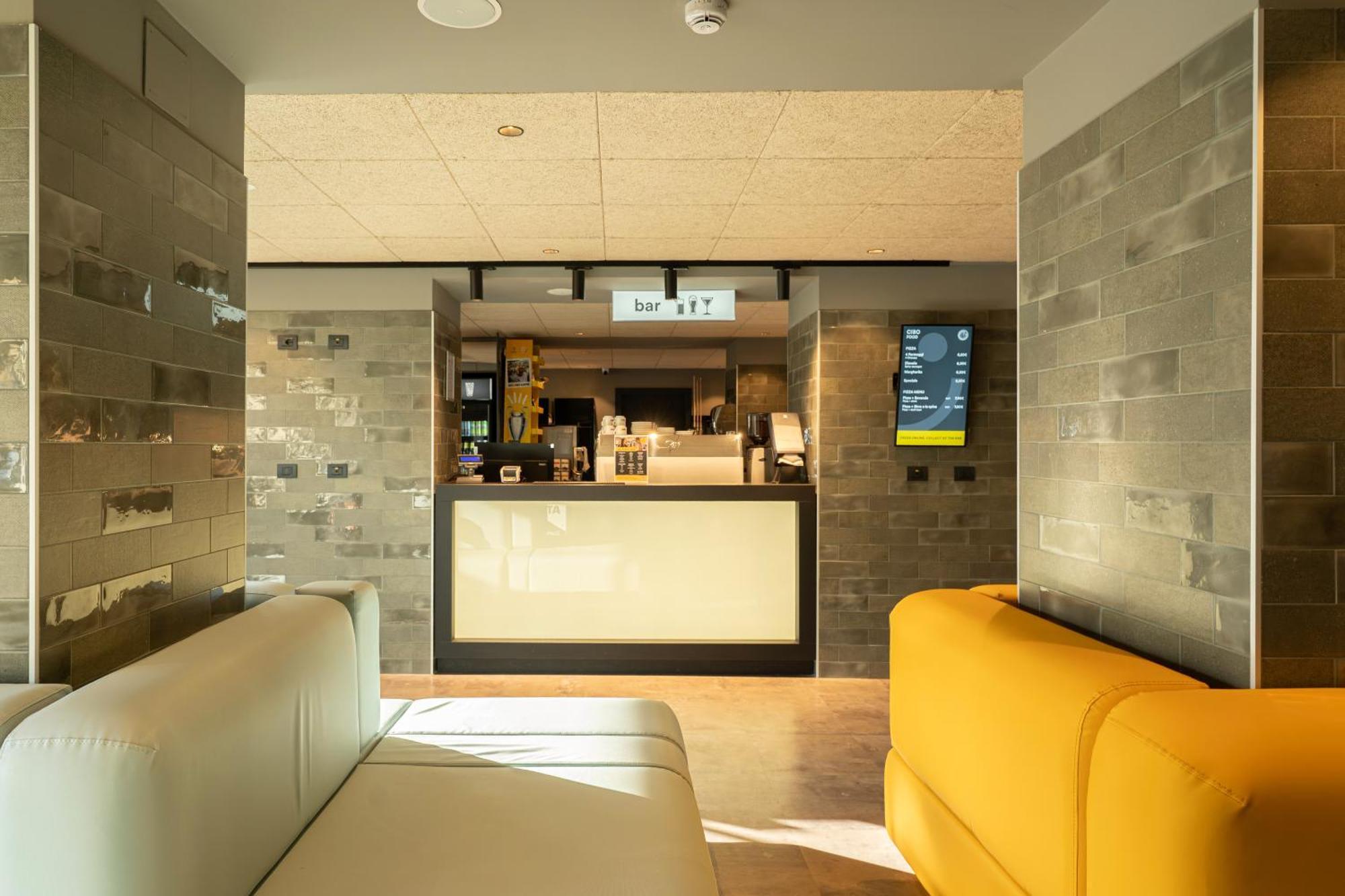 A&O Hostel Firenze Campo Di Marte Kültér fotó